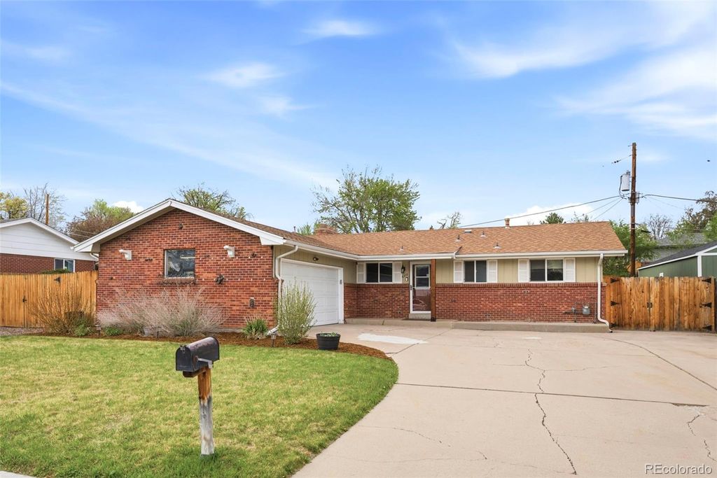 Photo of 6317 W 71st Avenue, Arvada, CO 80003 (MLS # 5927112)