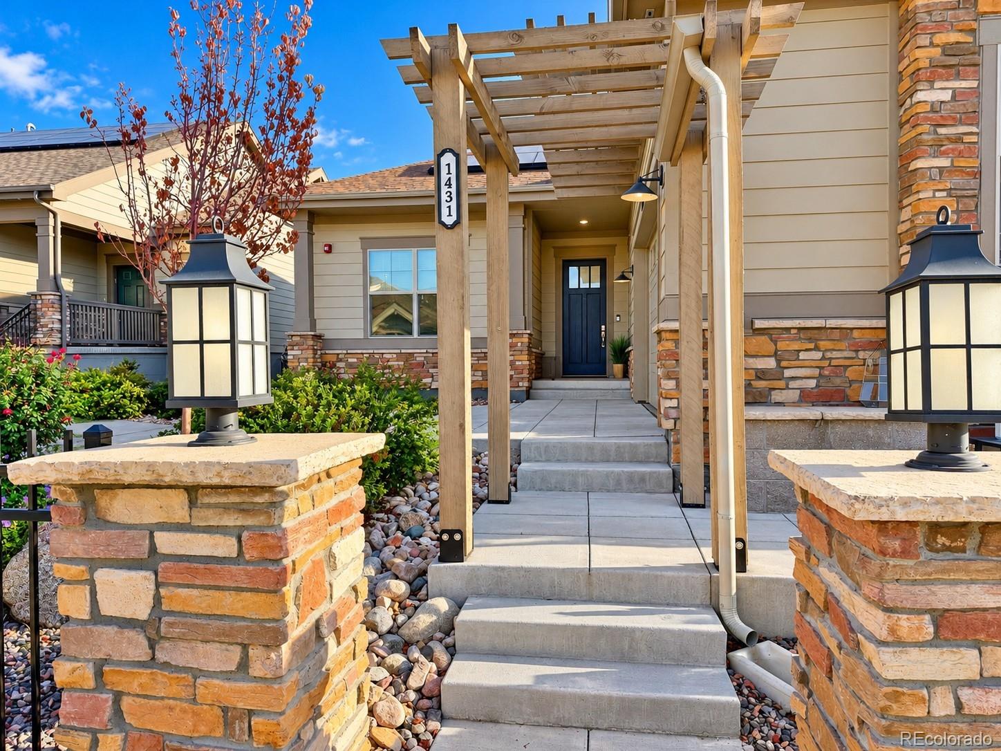 1431 Lanterns Lane