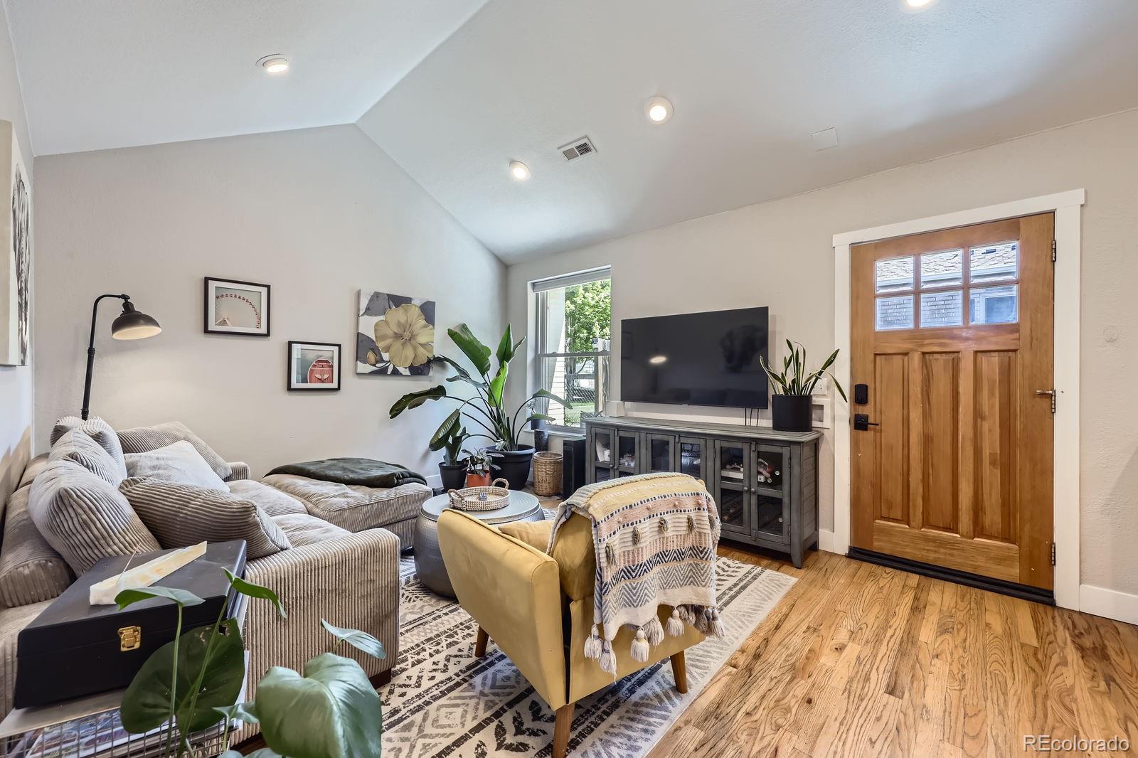 2841 N Columbine Street, Denver, CO, 80205 4 2841 N Columbine Street
