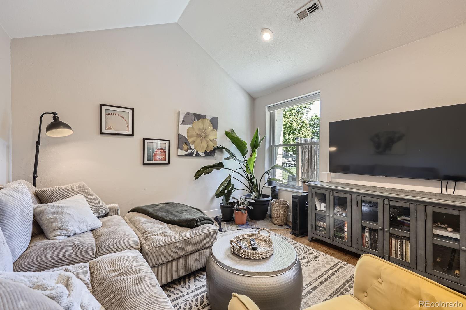 2841 N Columbine Street, Denver, CO, 80205 3 2841 N Columbine Street