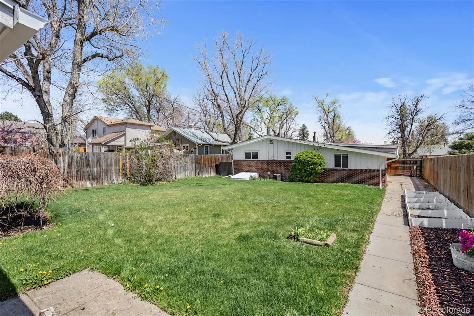 Edgewater, Colorado 80214, United States, 3 Bedrooms Bedrooms, ,1 BathroomBathrooms,Residential,Active,109271