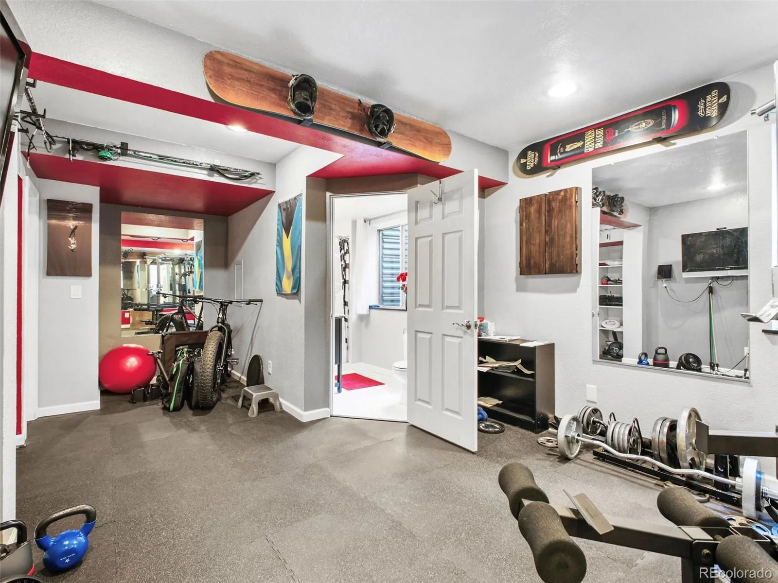 Evergreen, Colorado 80439, United States, 4 Bedrooms Bedrooms, ,3 BathroomsBathrooms,Residential,Active,170082