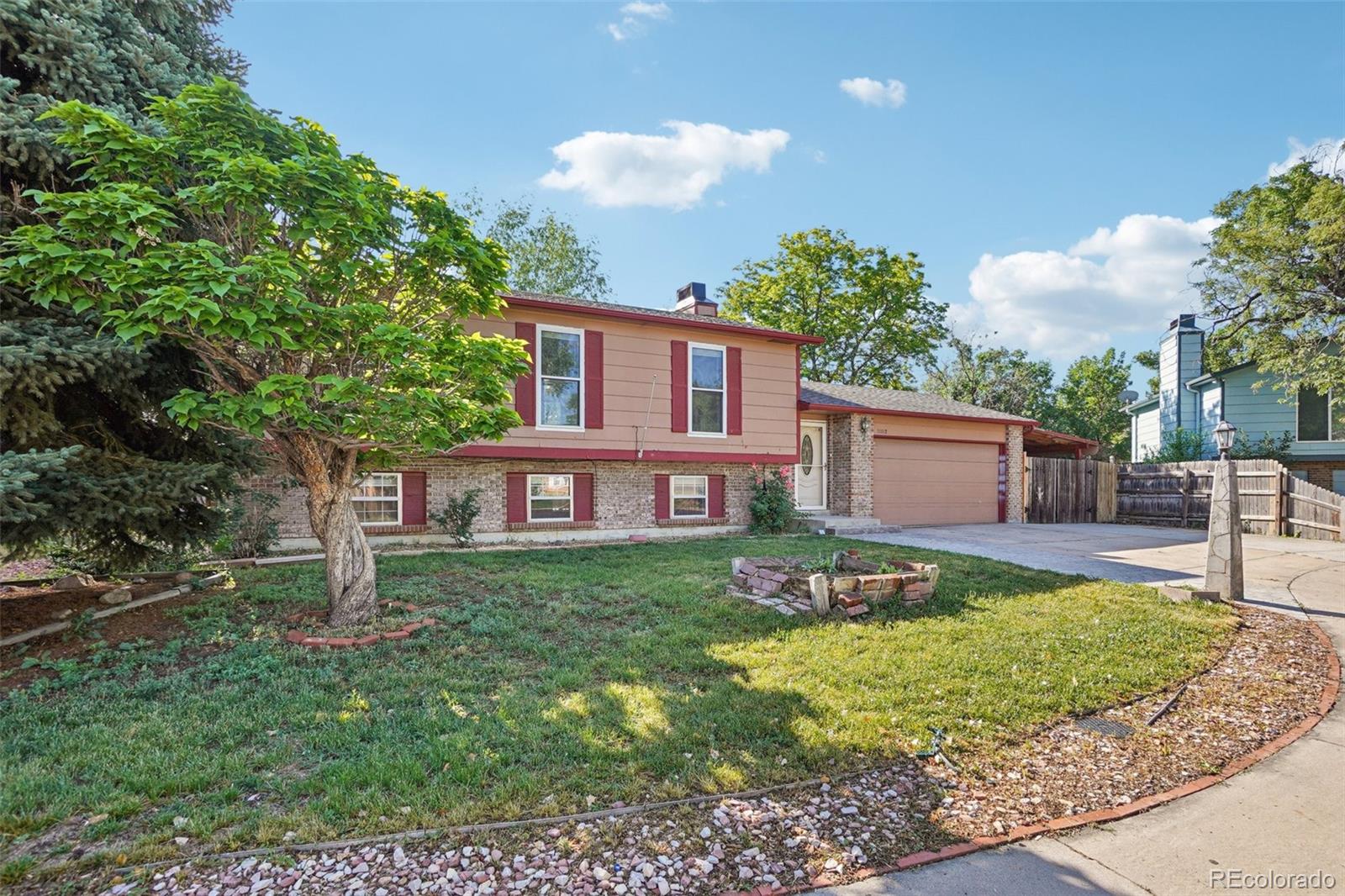 11112 Dahlia Way