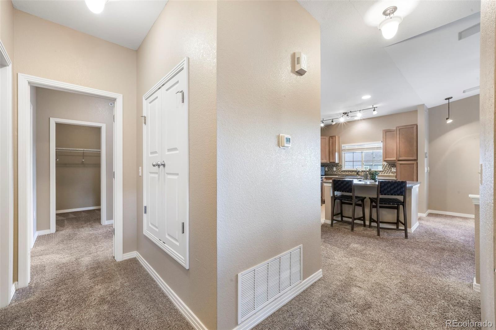 9444 Ashbury Circle 202