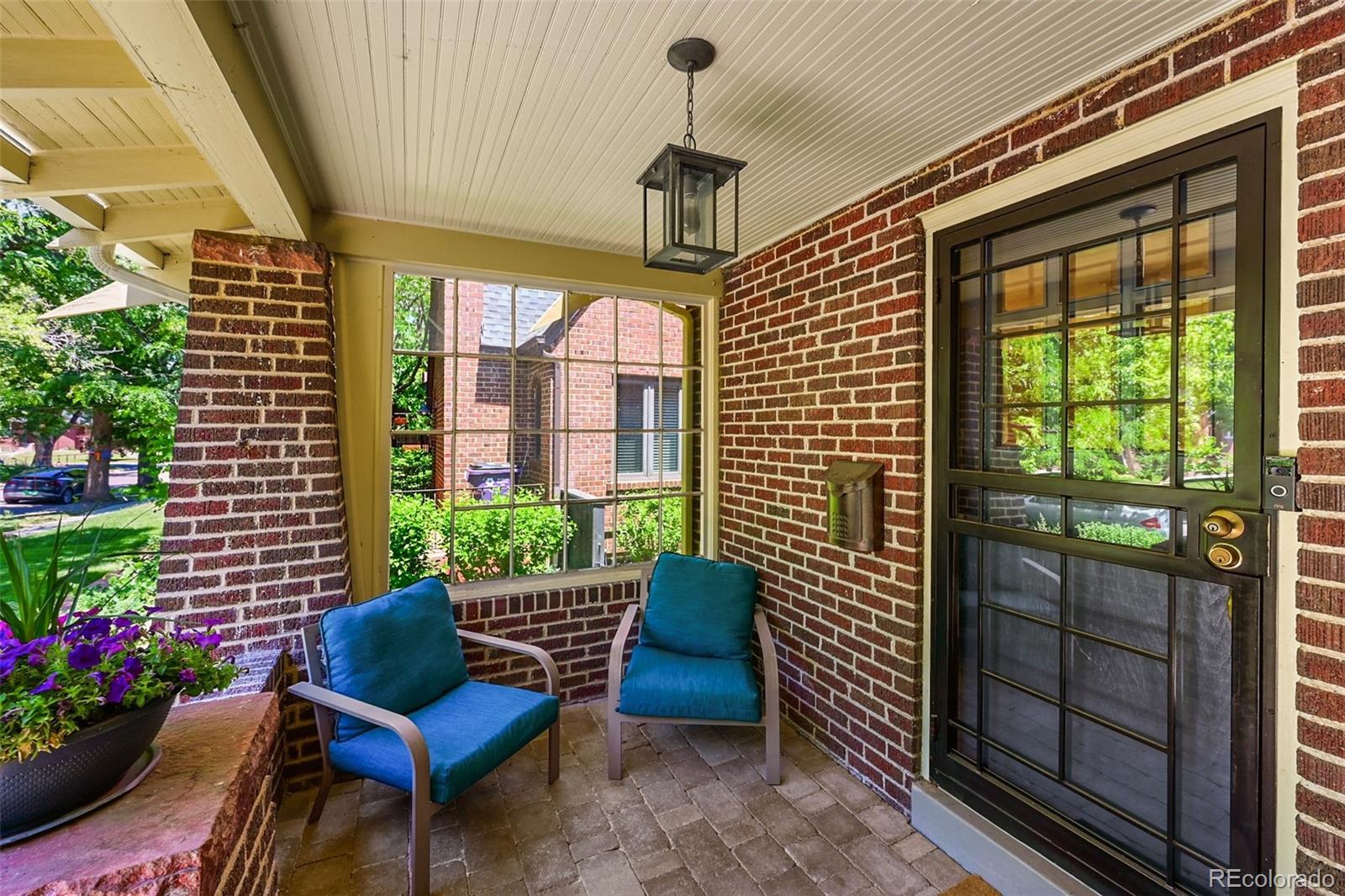 836 Steele Street