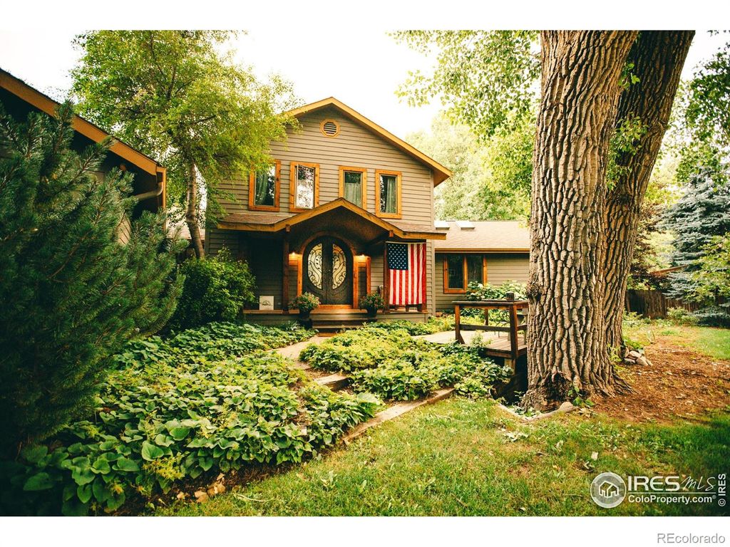 Photo of 2205 Stonecrest Drive, Fort Collins, CO 80521 (MLS # IR1039015)