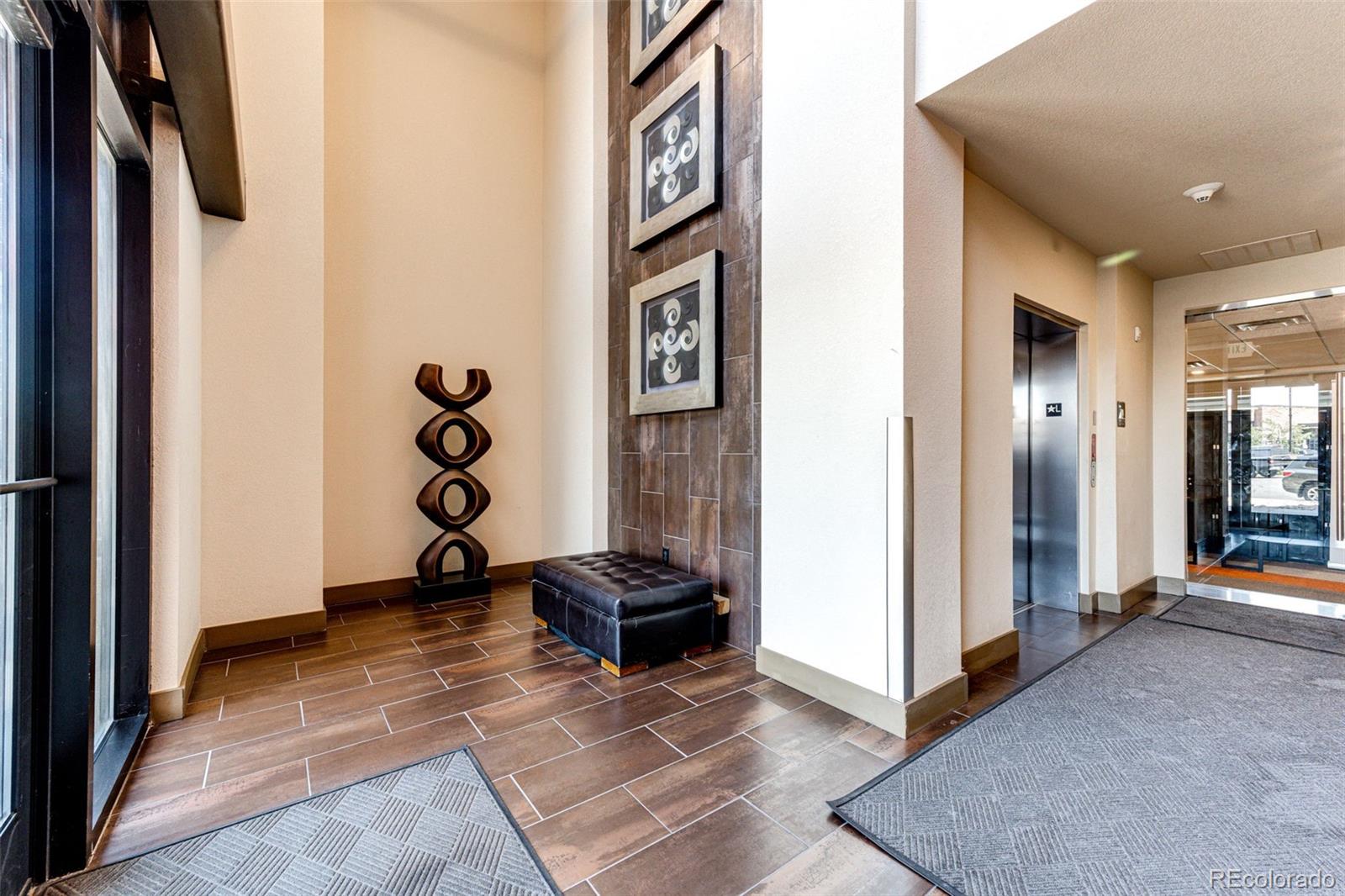 10111 Inverness Main Street 332
