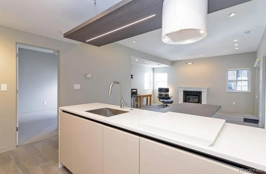 345 Fillmore Street 103