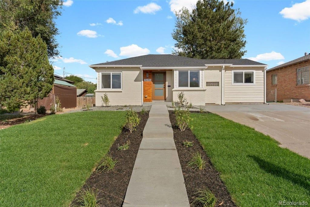 Photo of 3690 Newport Street, Denver, CO 80207 (MLS # 9225514)