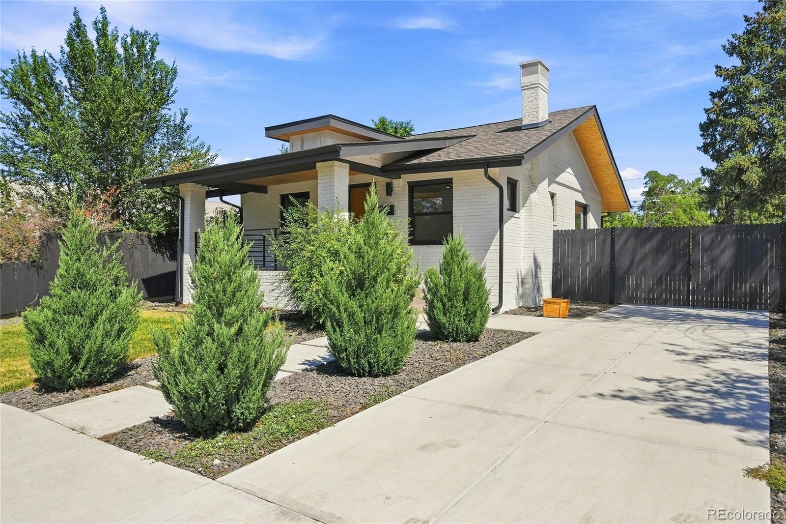 1448 Niagara Street