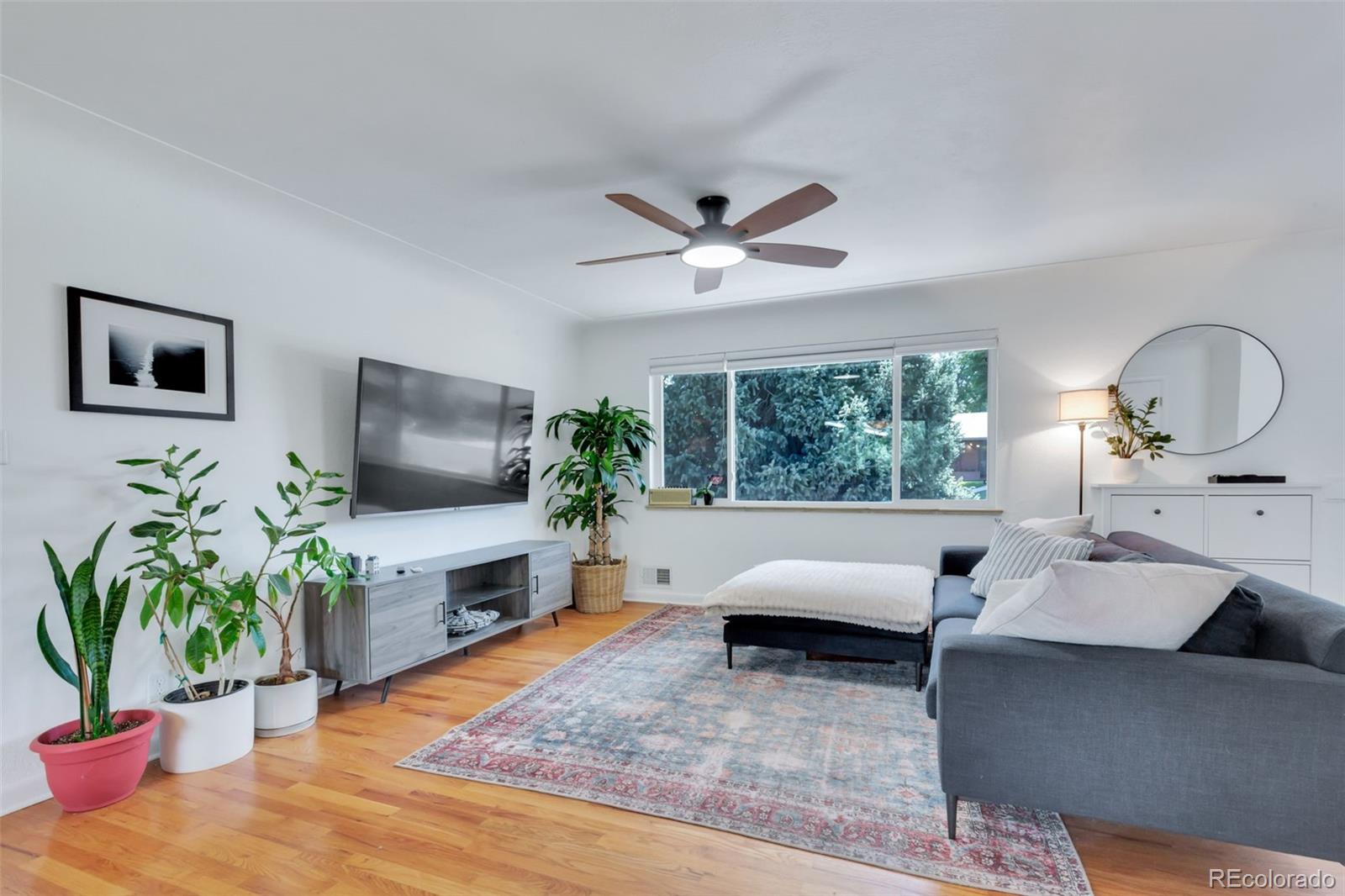 3049 S Williams Street