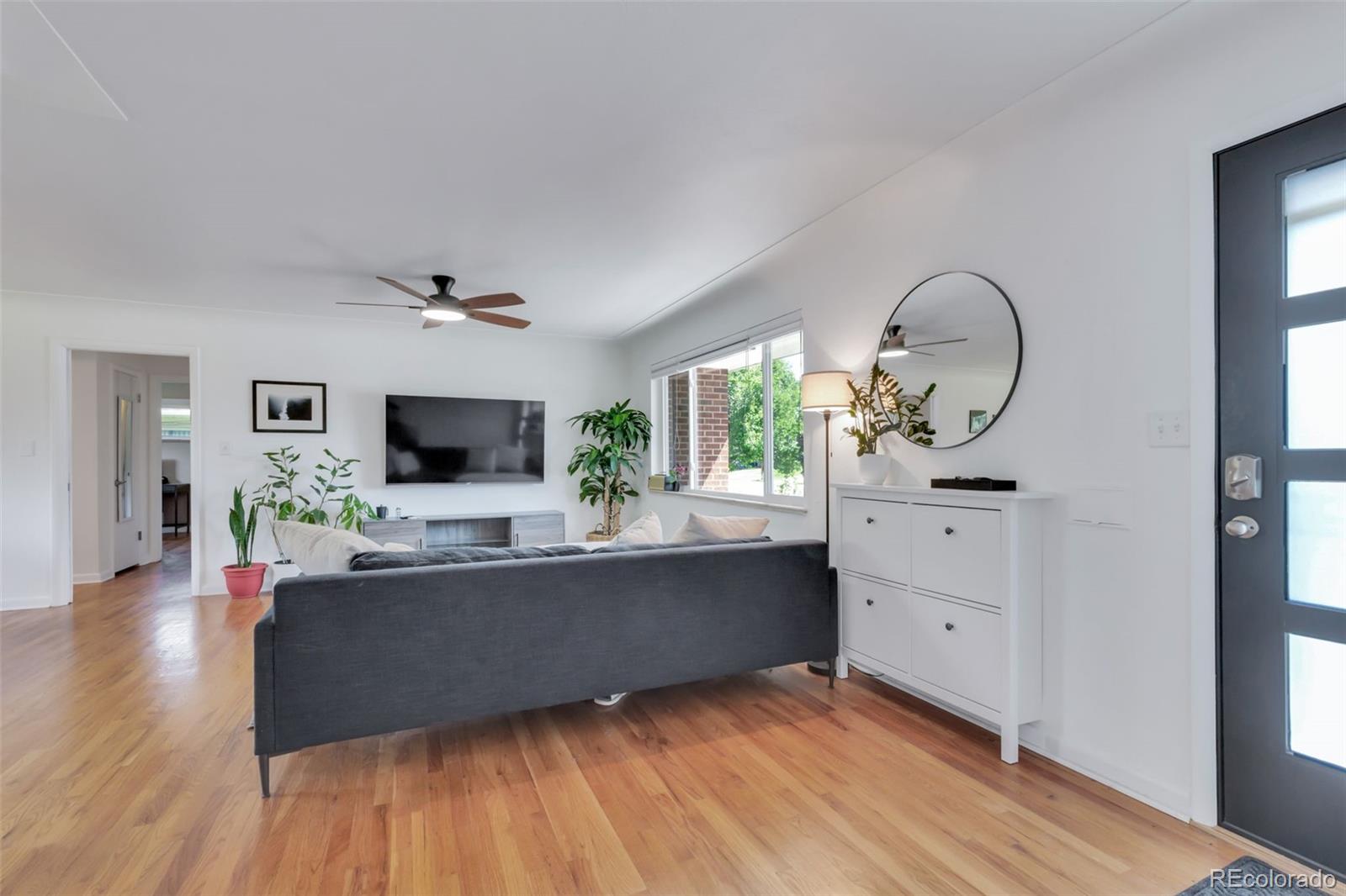 3049 S Williams Street