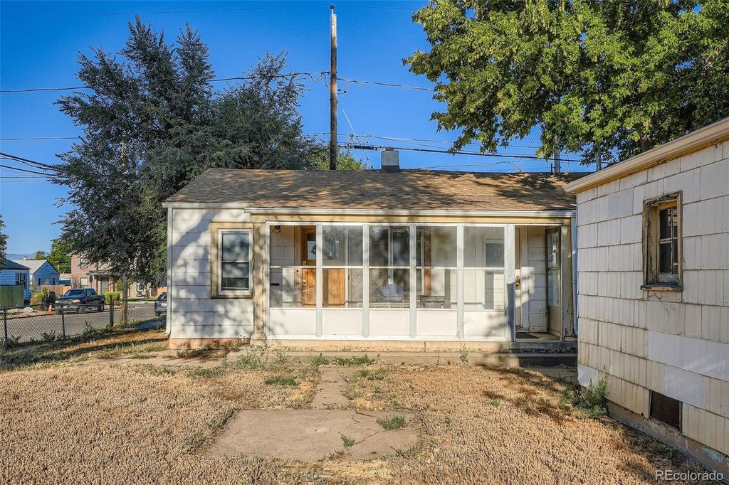 Photo of 2995 S Bannock Street, Englewood, CO 80110 (MLS # 9514957)