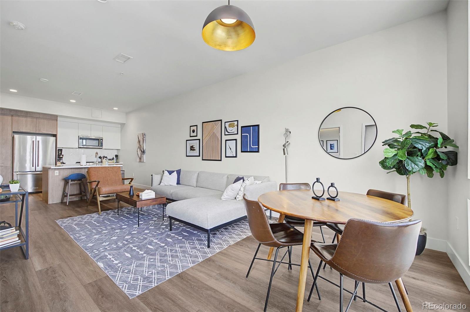 2880 Zuni Street 409