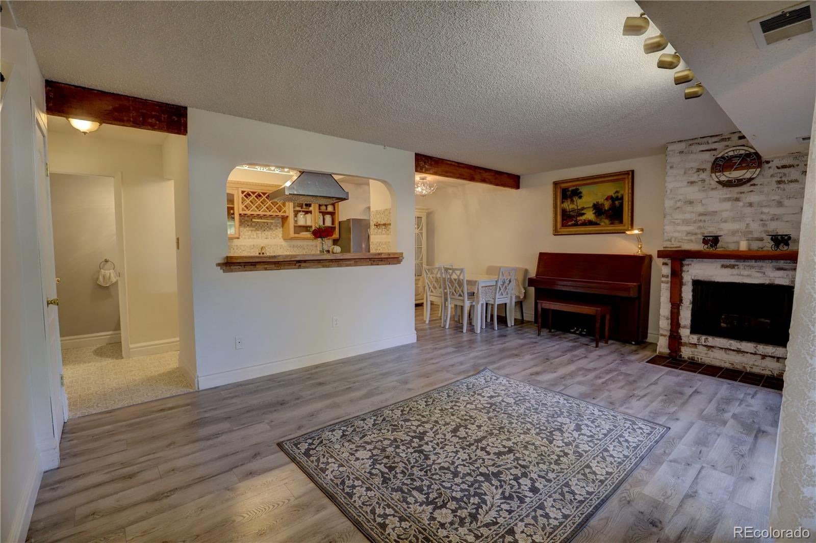 7995 E Mississippi Avenue G11