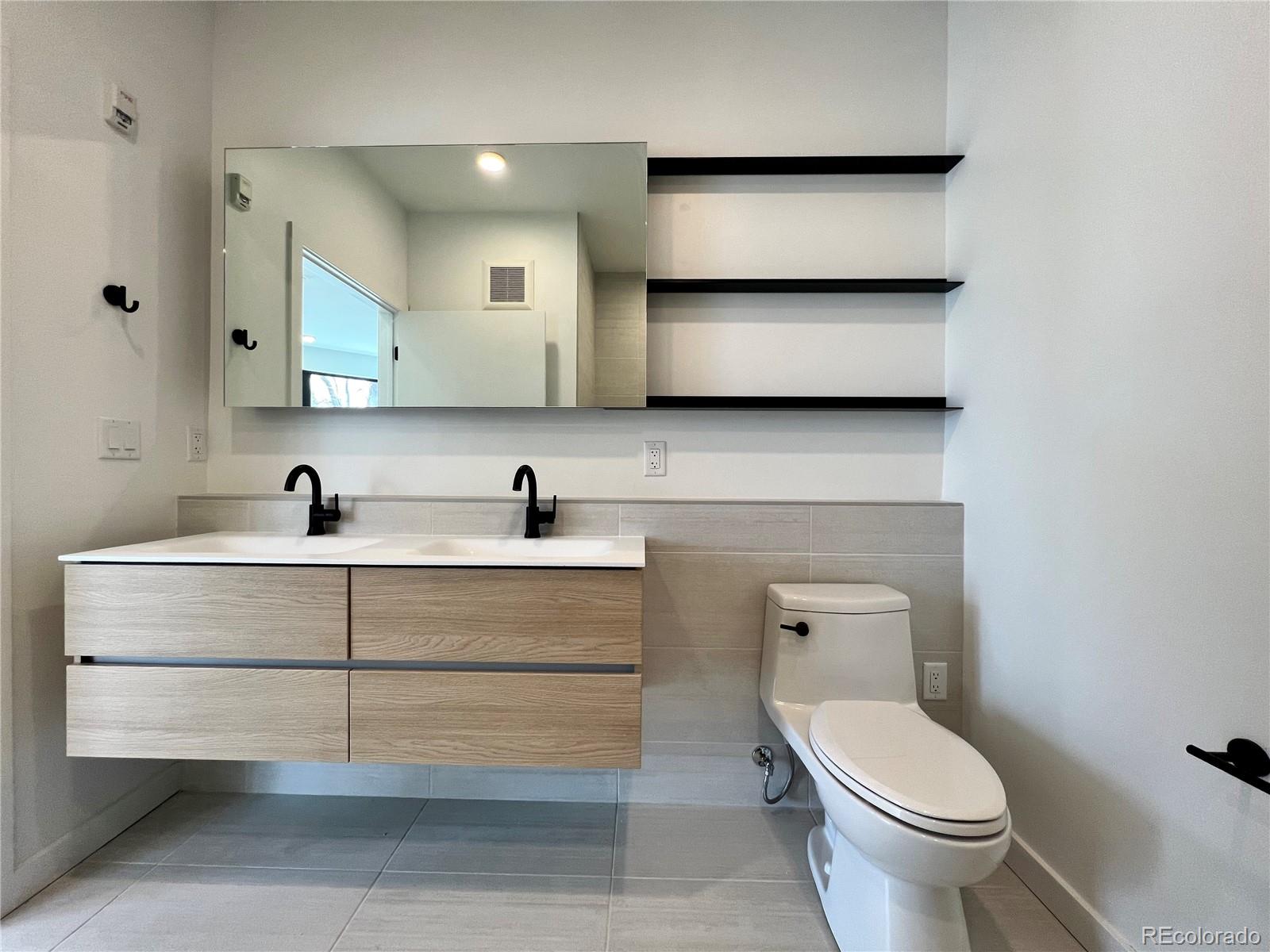1601 Park Avenue 201