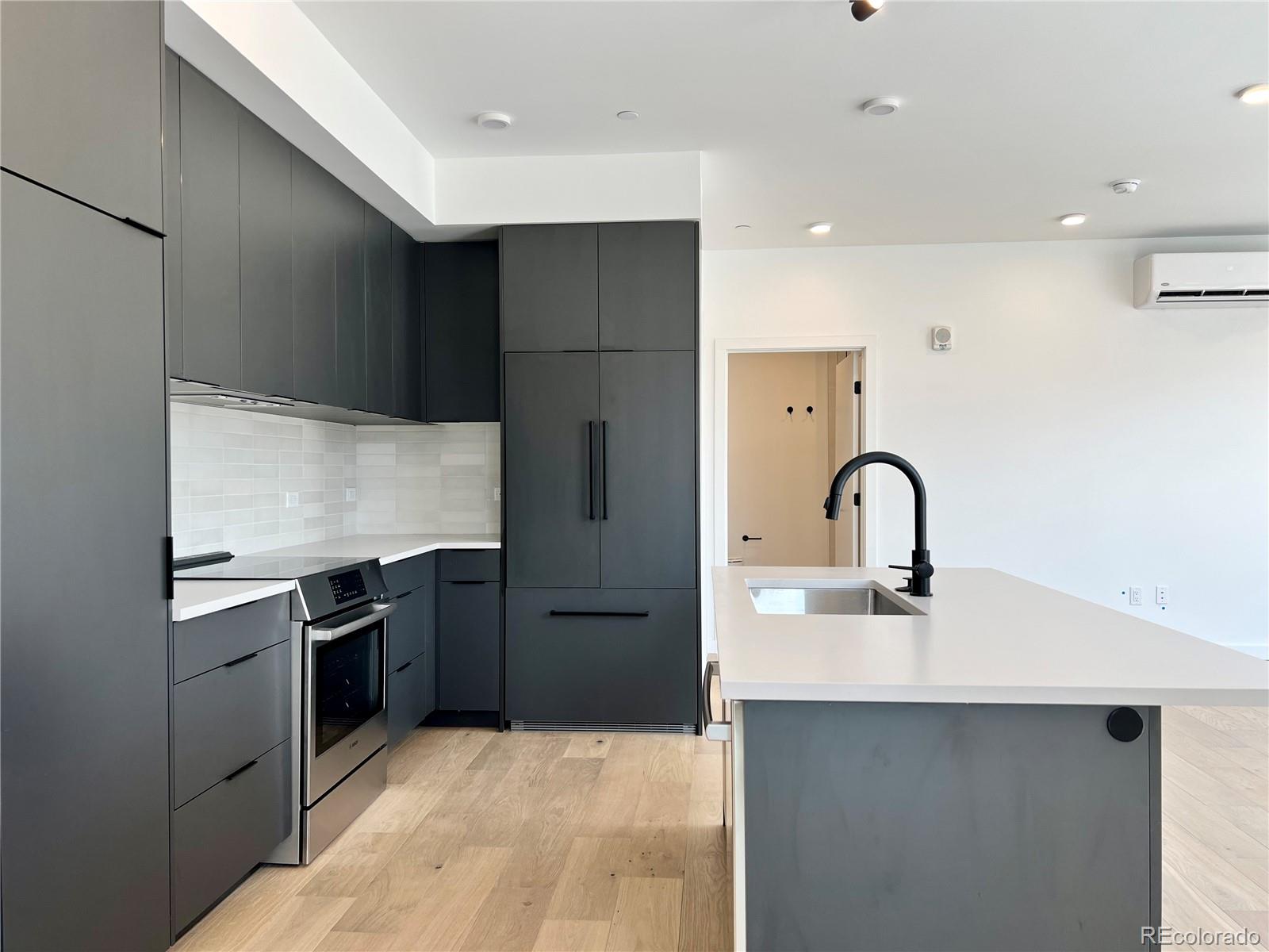 1601 Park Avenue 201