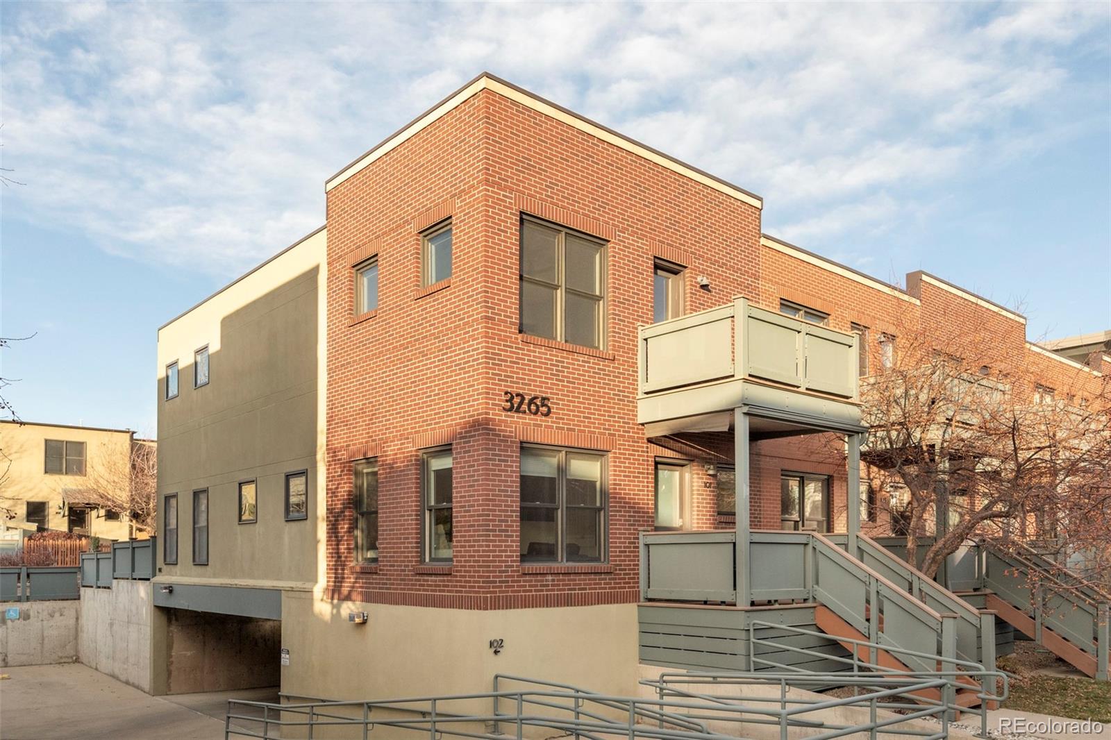 3265 Foundry Place 101O