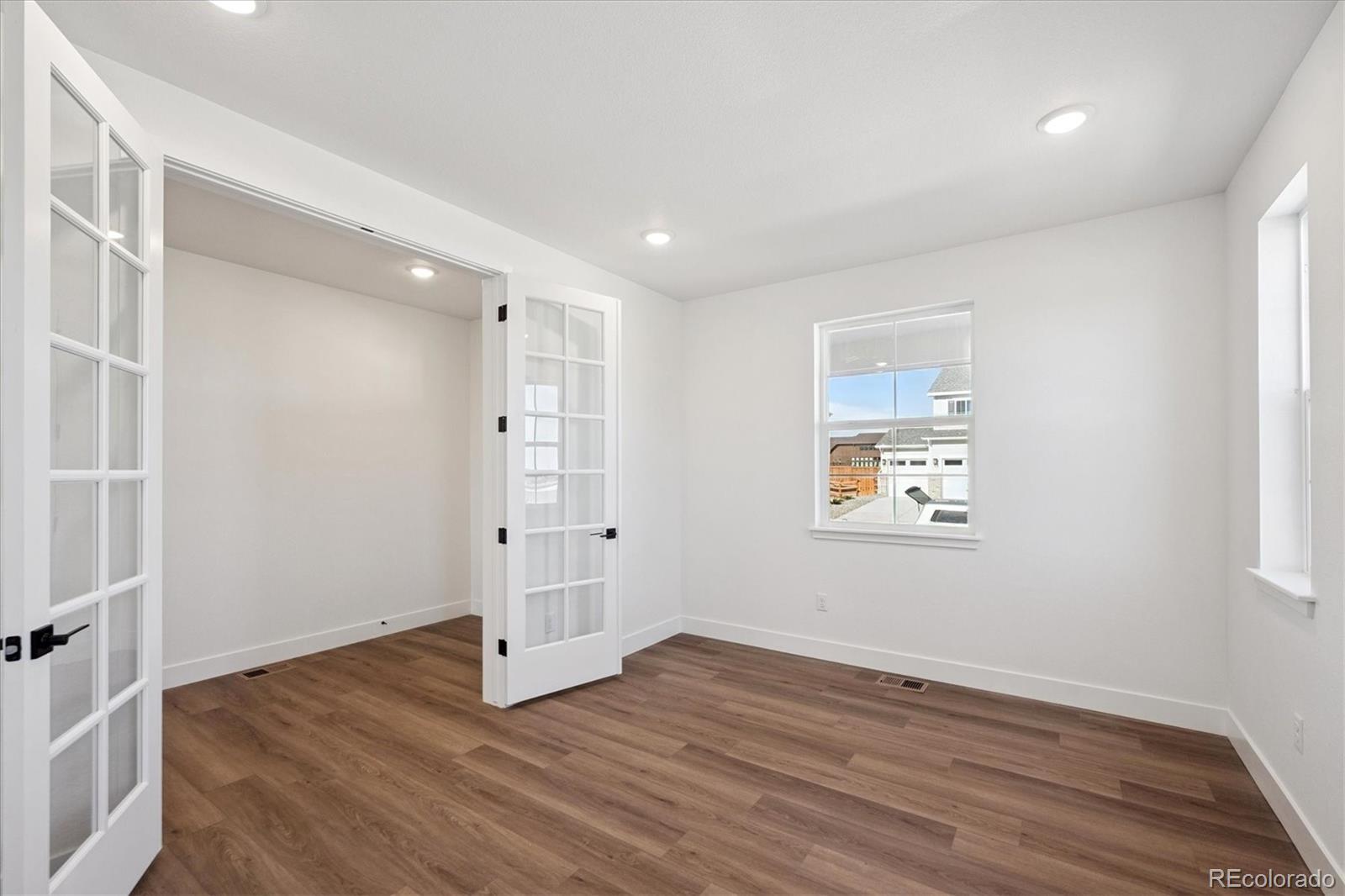 7096 E 126th Place