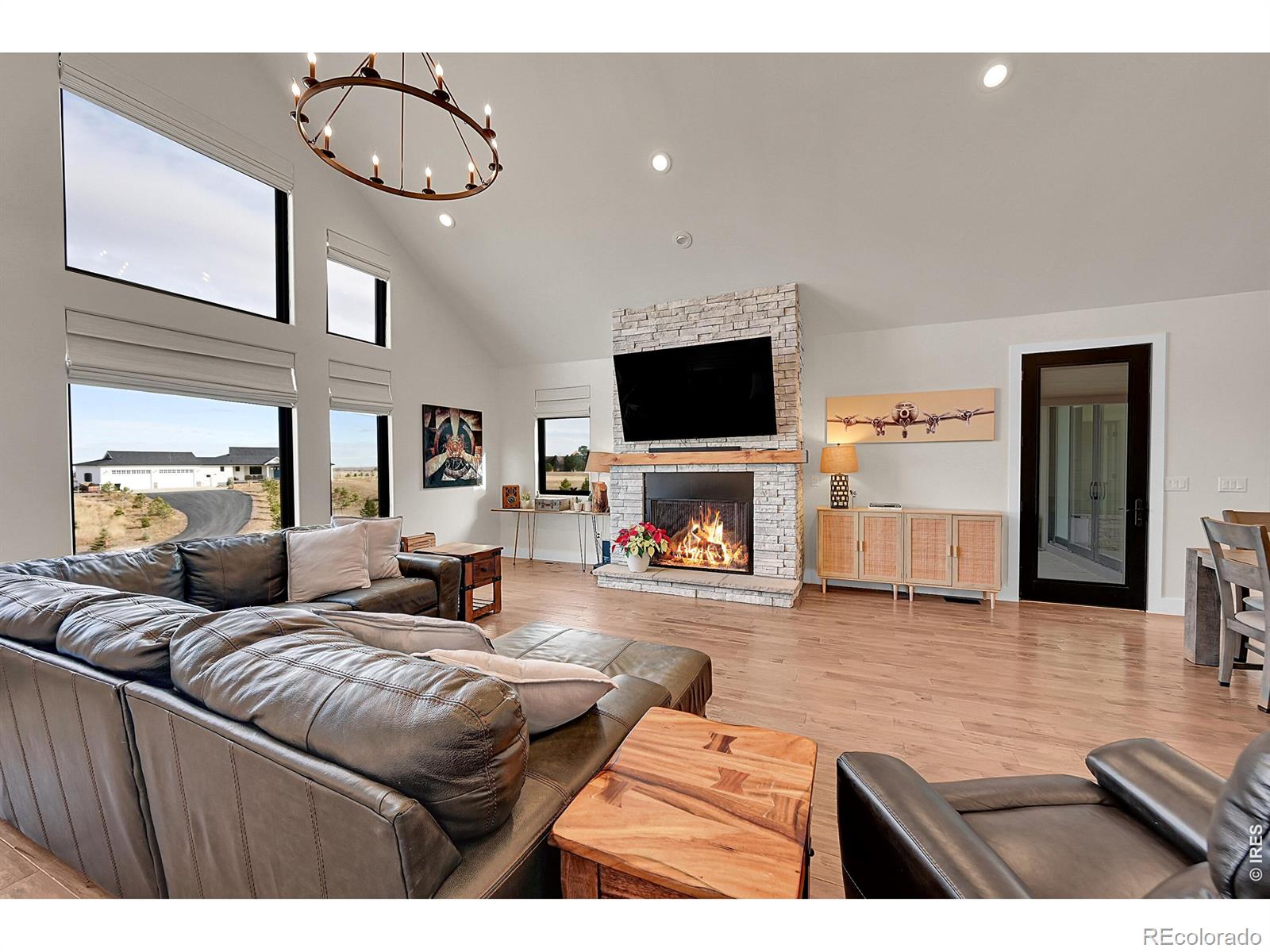 50 Skyhawk Way