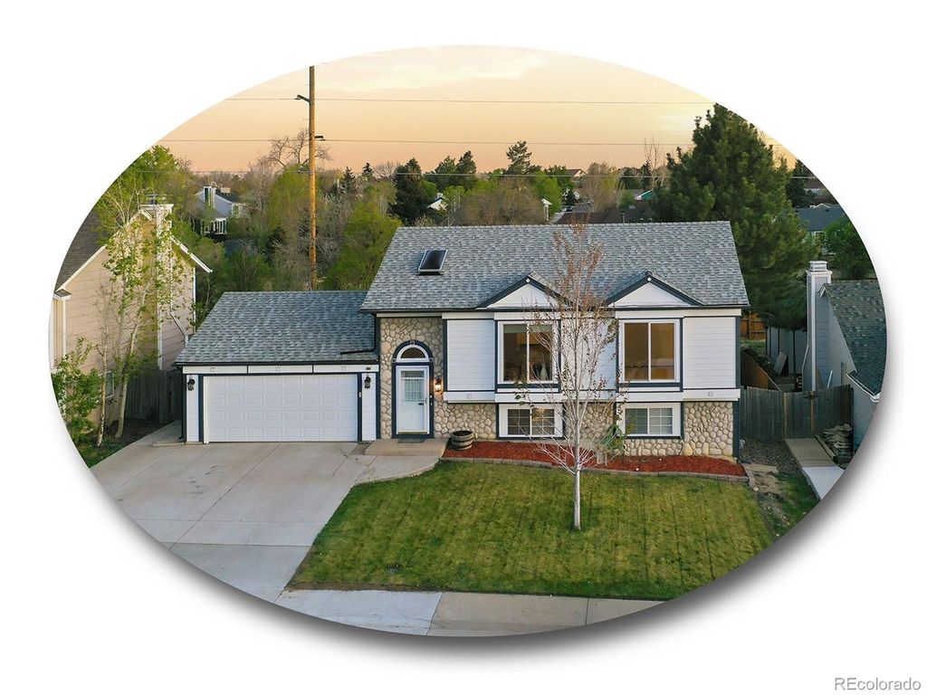 Photo of 21642 E Alamo Place, Centennial, CO 80015 (MLS # 1728989)