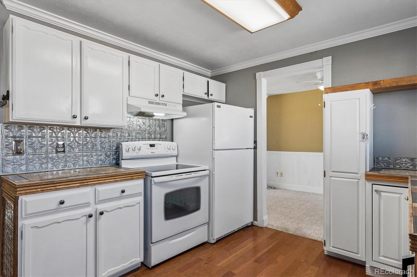 5845 W Morraine Avenue