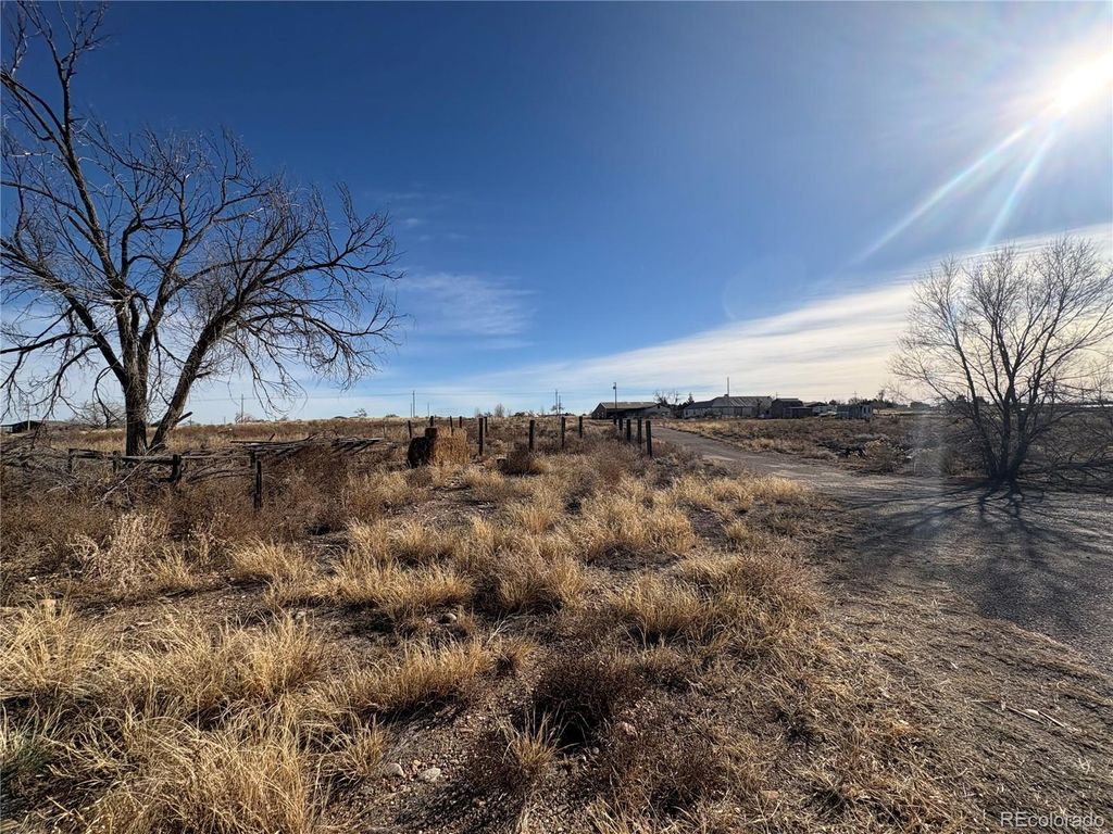 Photo of 1457 32nd Lane, Pueblo, CO 81006 (MLS # 2147638)