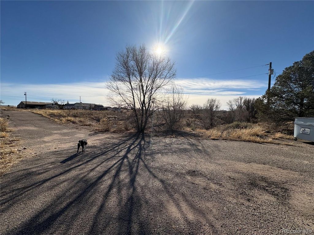 Photo of 1457 32nd Lane, Pueblo, CO 81006 (MLS # 2147638)