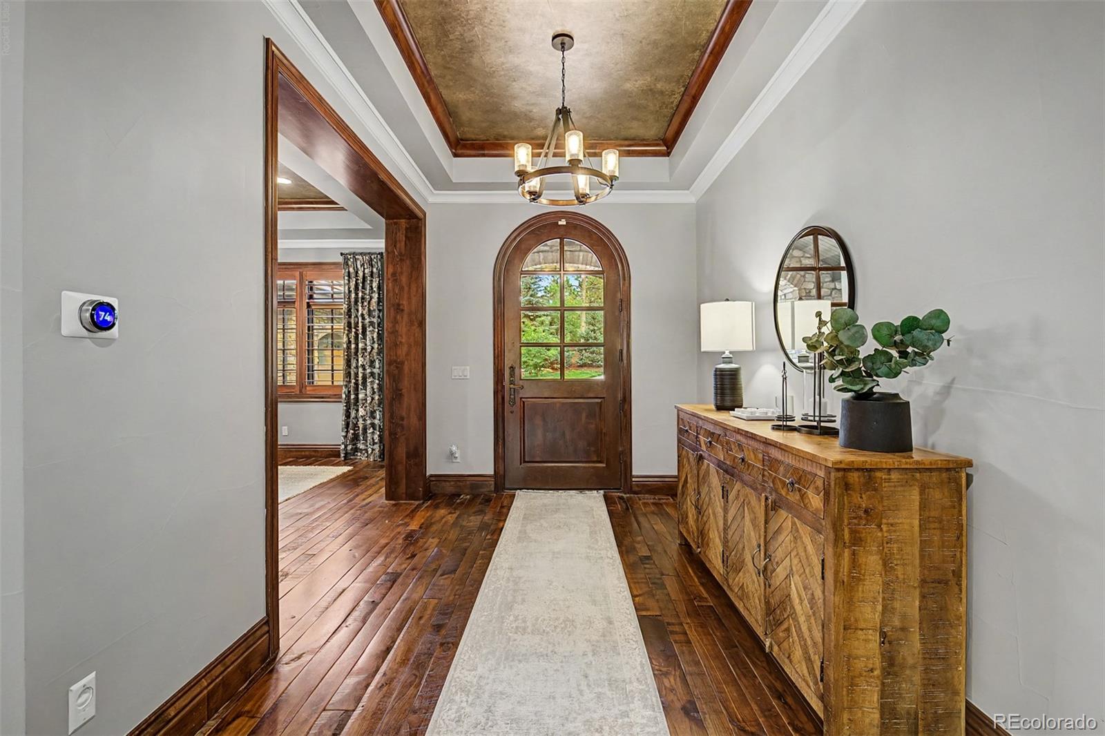 2553 Saddleback Court