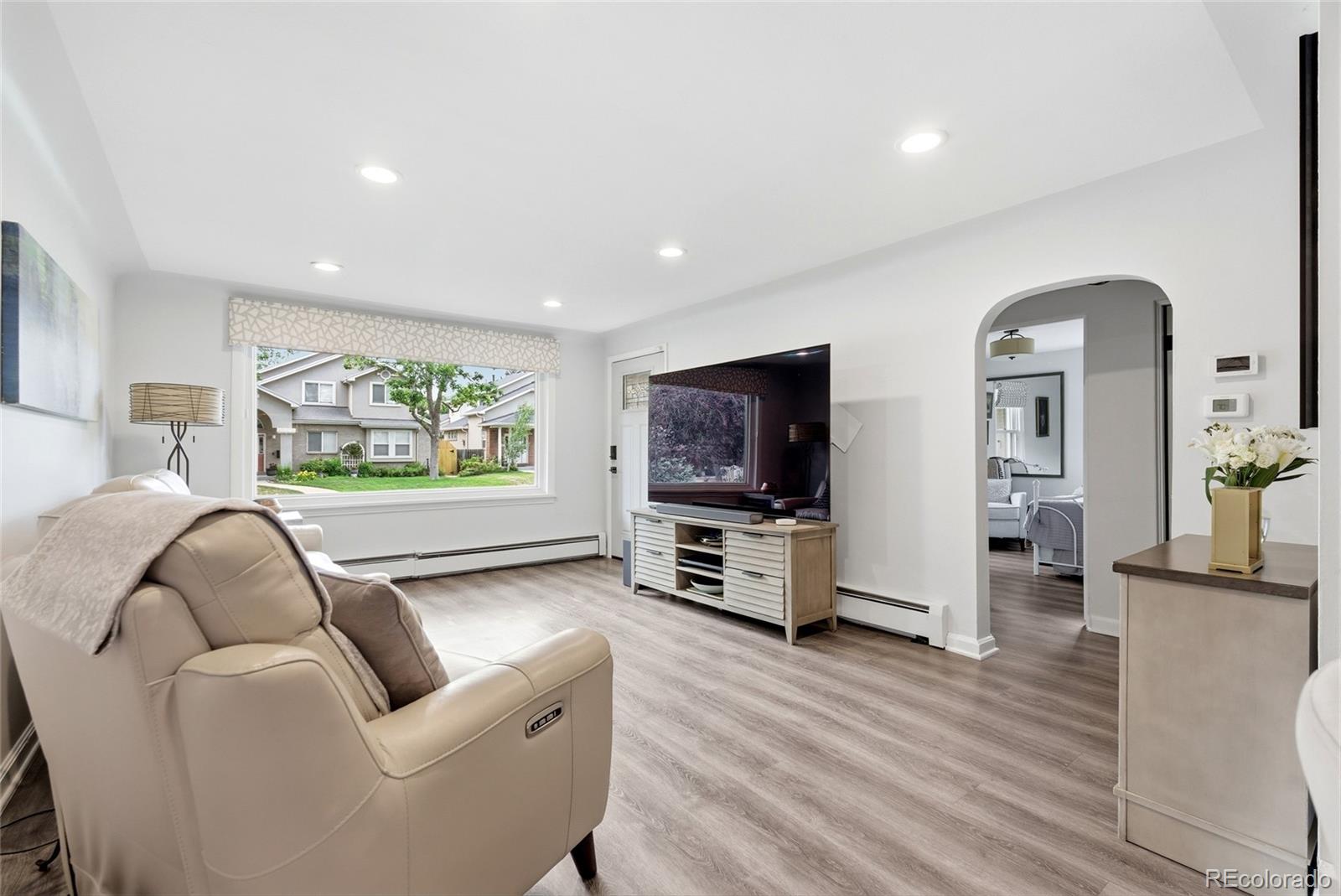 817 Locust Street