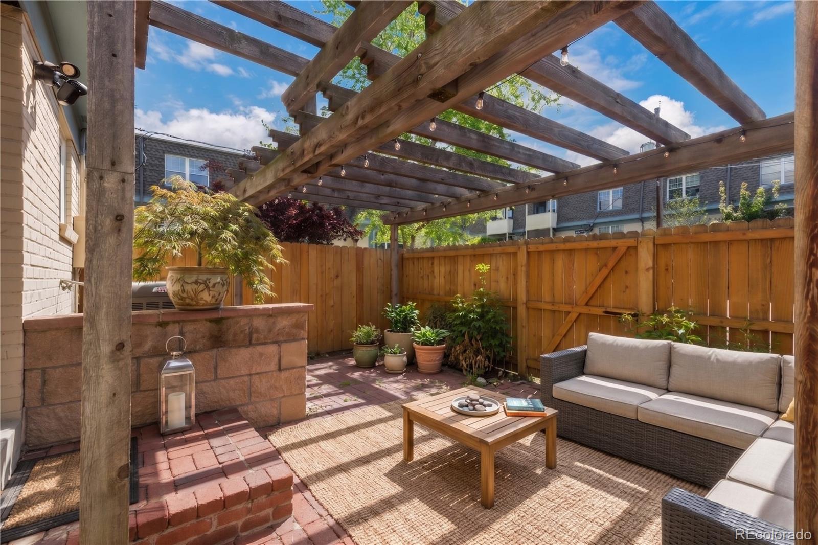 9424 E Girard Avenue