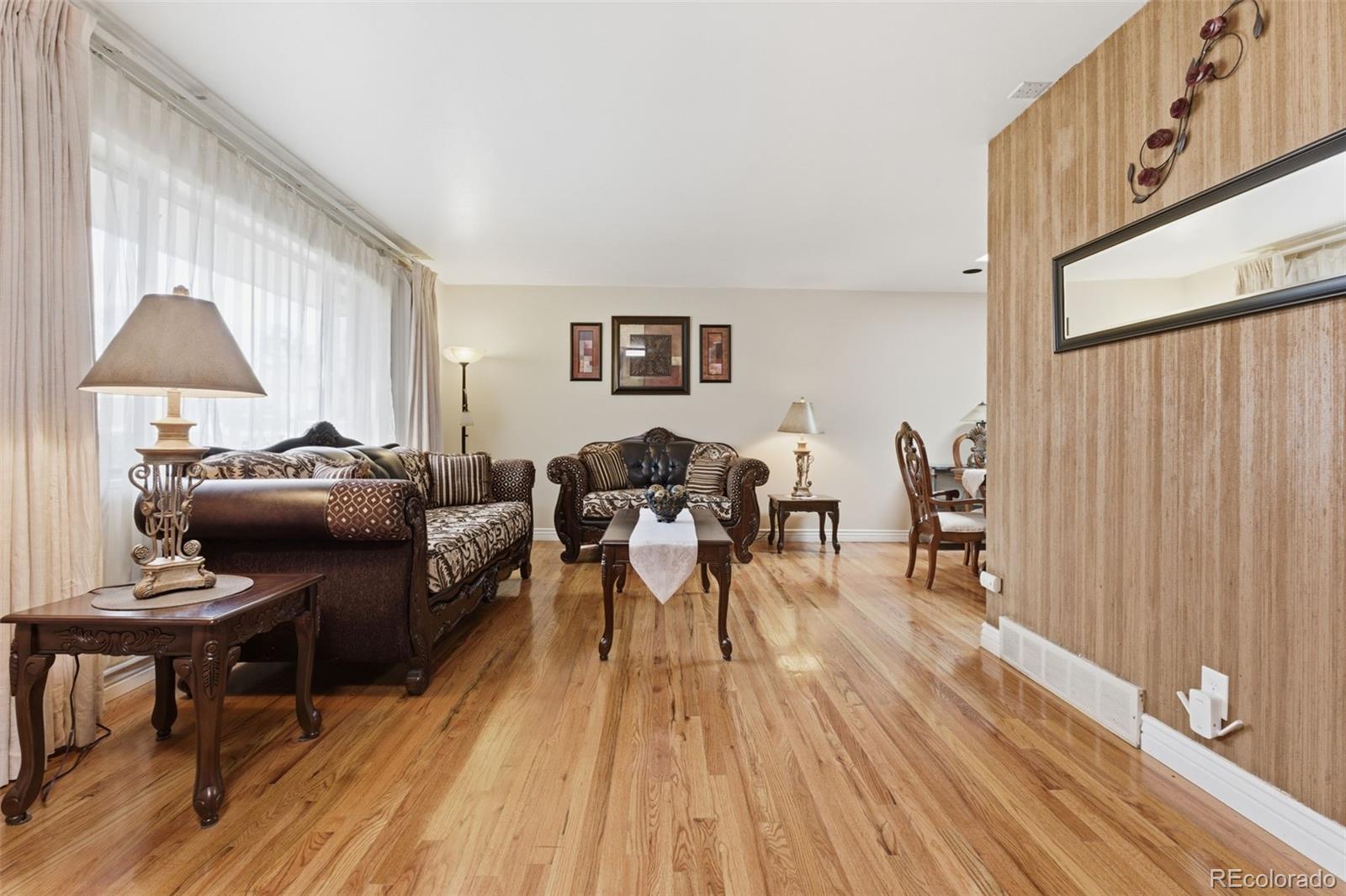 10768 Roseanna Drive