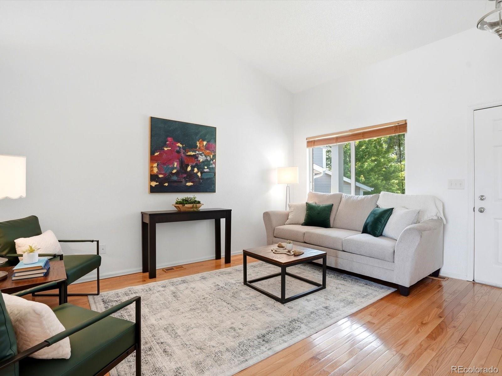 3863 W 63rd Place