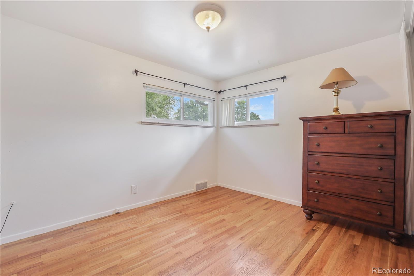 1163 S Umatilla Street