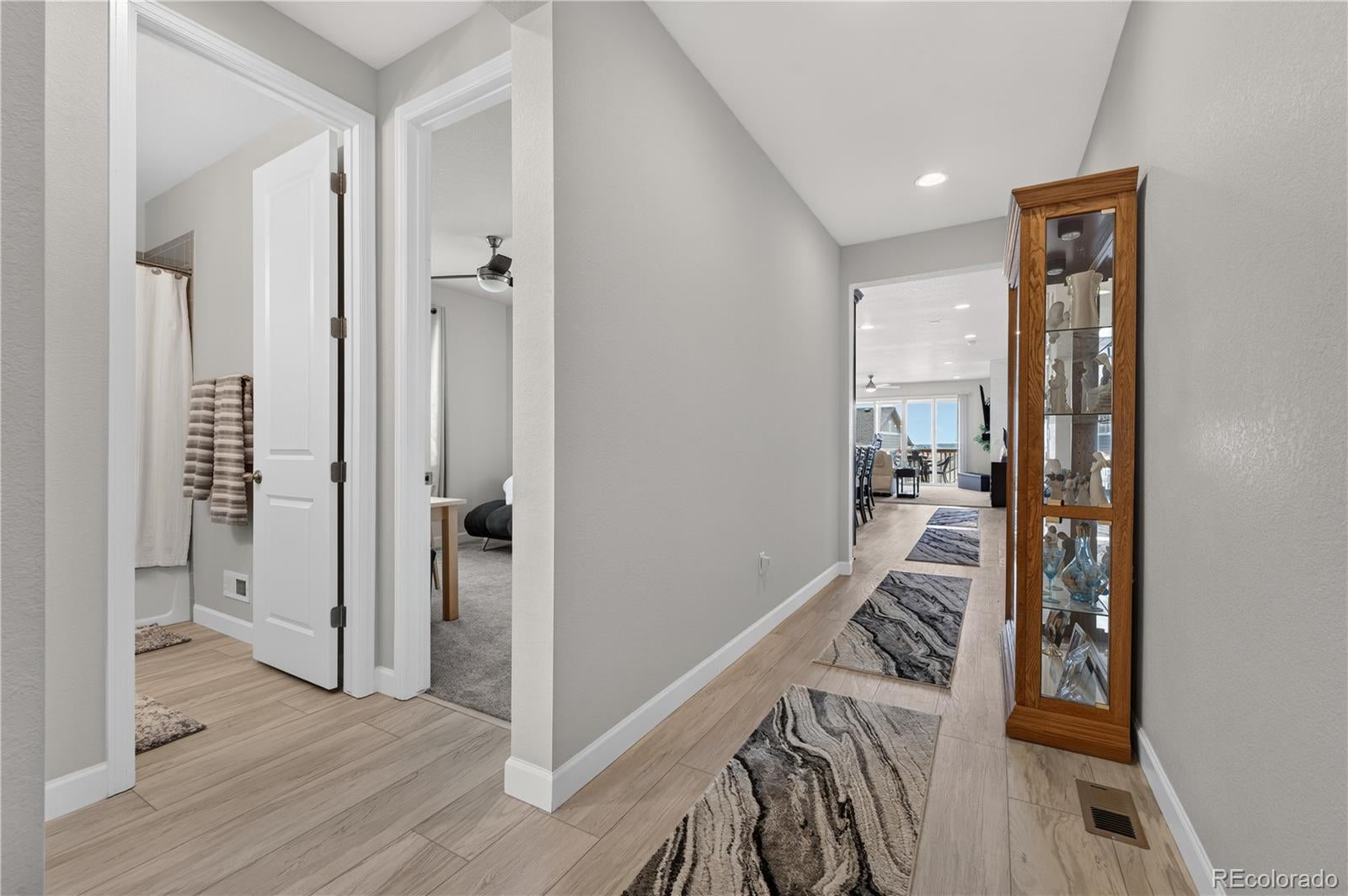39220 Braxton Lane