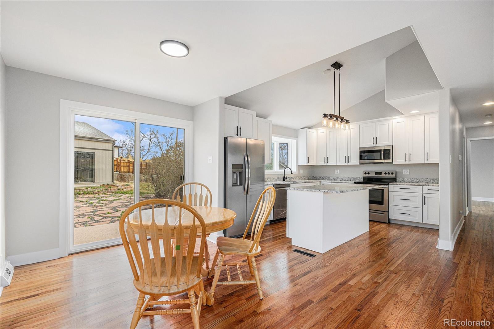 3999 W Chenango Avenue, Littleton, CO, 80123 4 3999 W Chenango Avenue