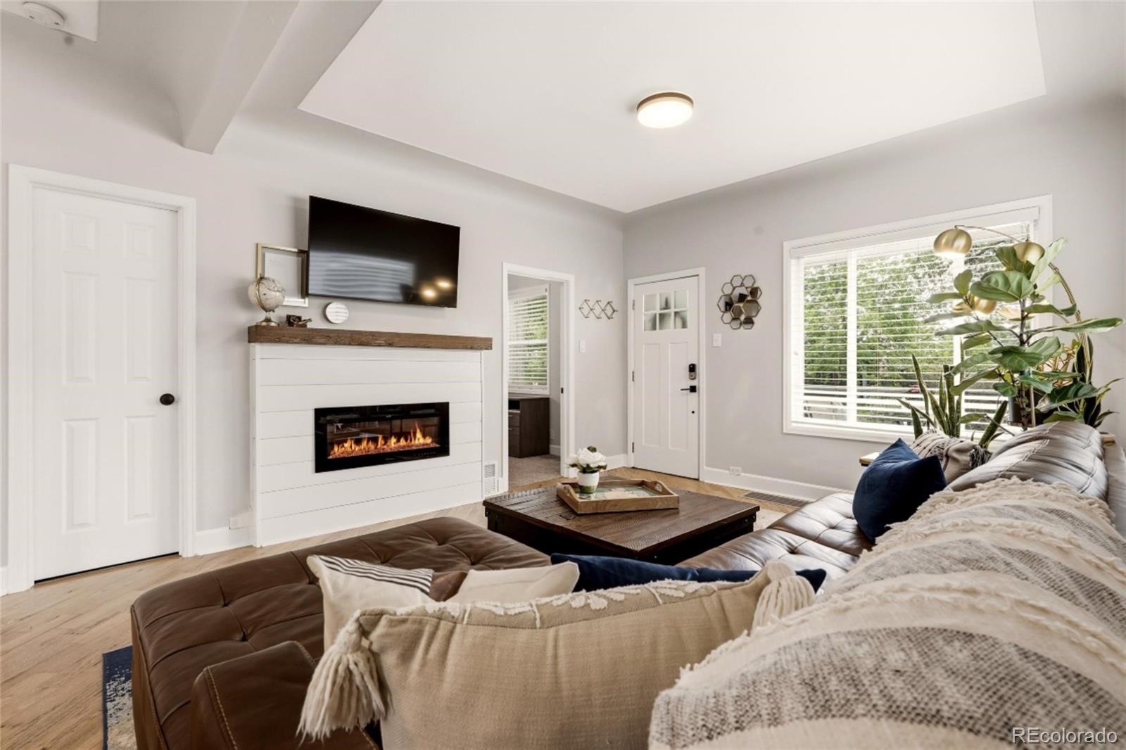 4975 Knox Court