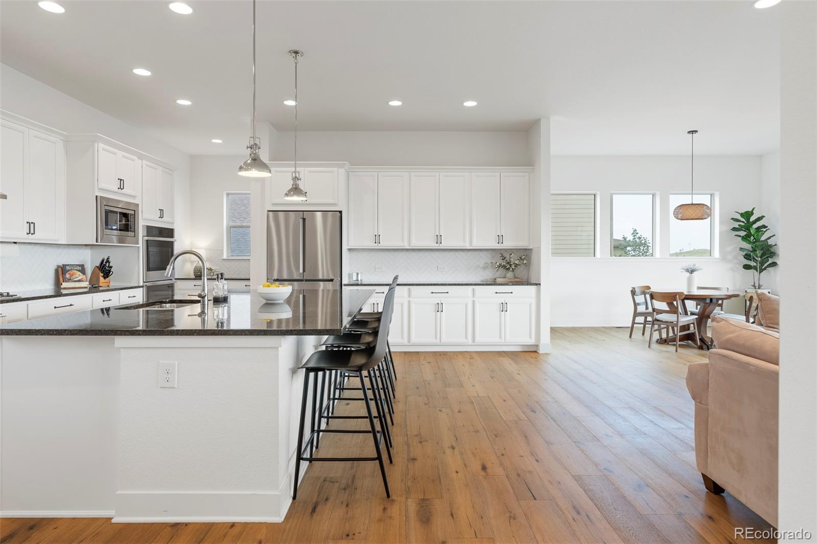 18192 W 95th Place