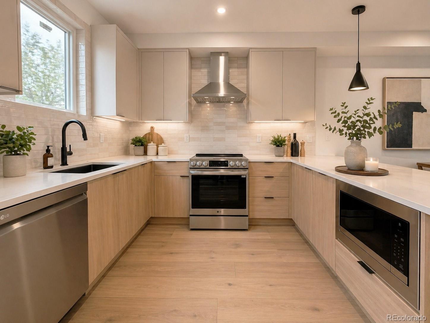 1259 N Stuart Street 4