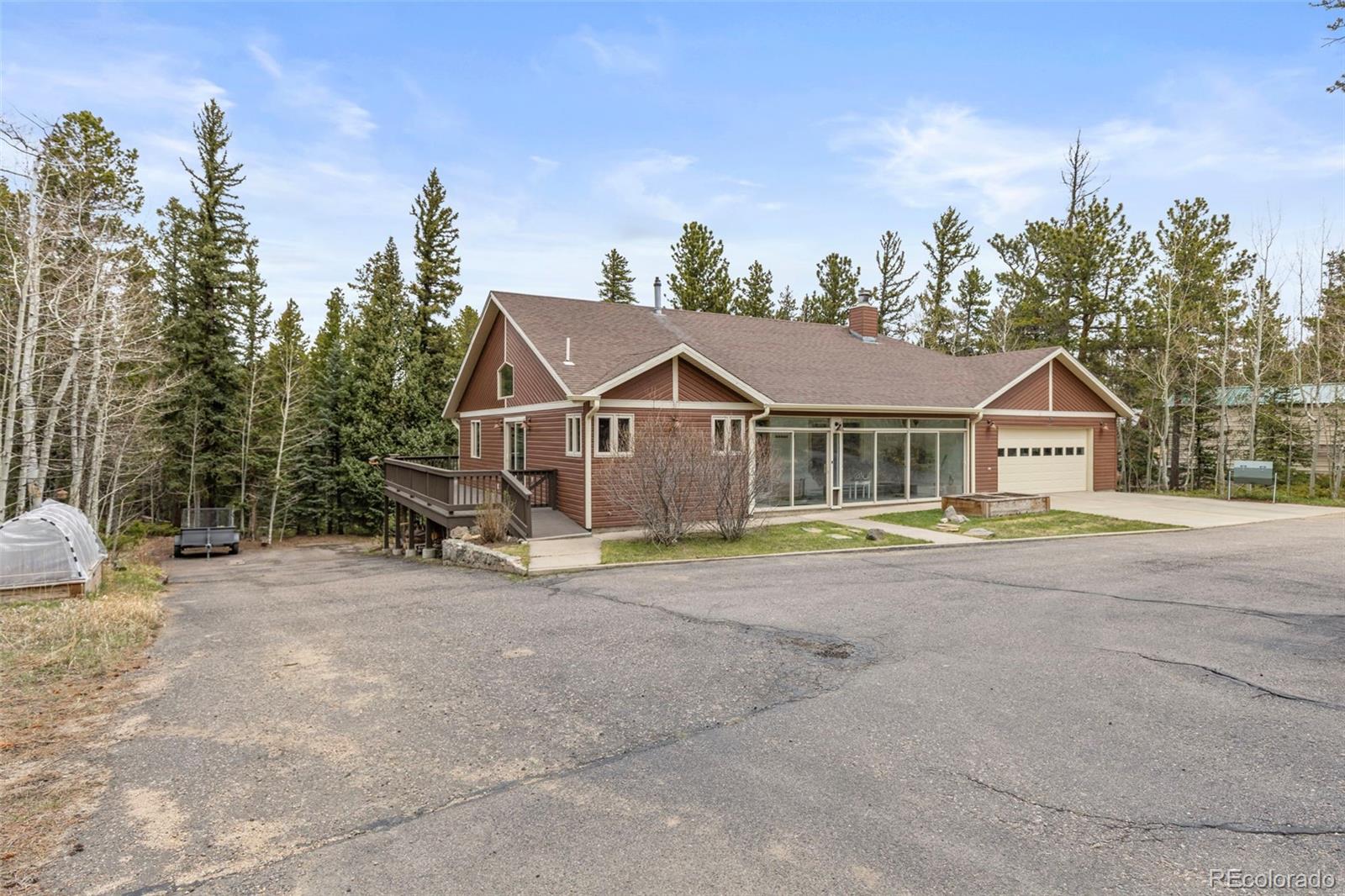805 Lodge Pole Drive