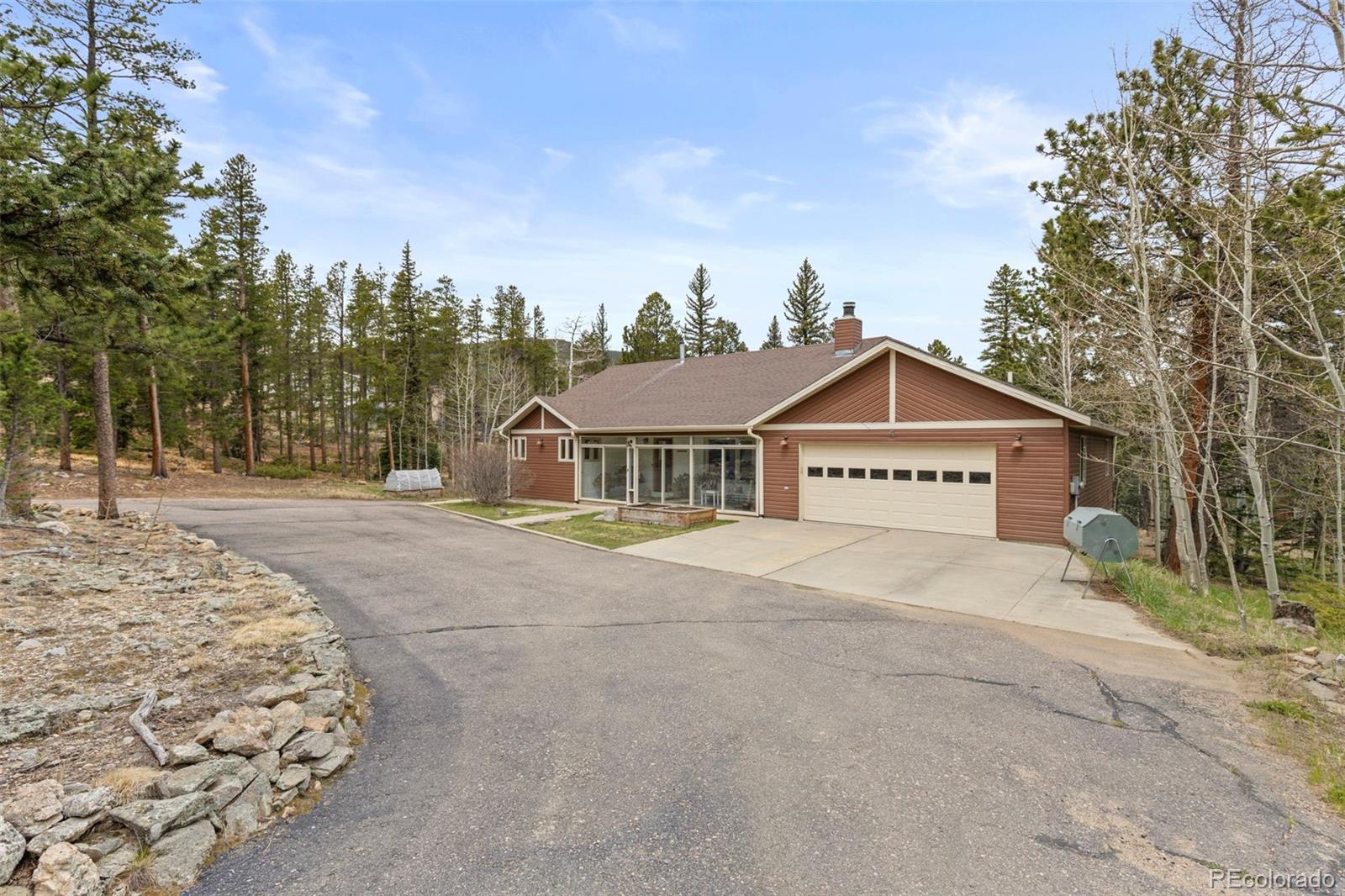 805 Lodge Pole Drive