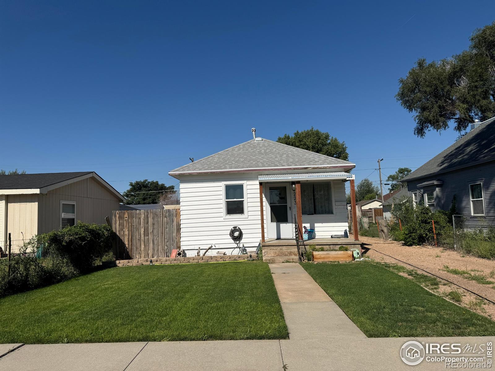 223 N 8th Avenue