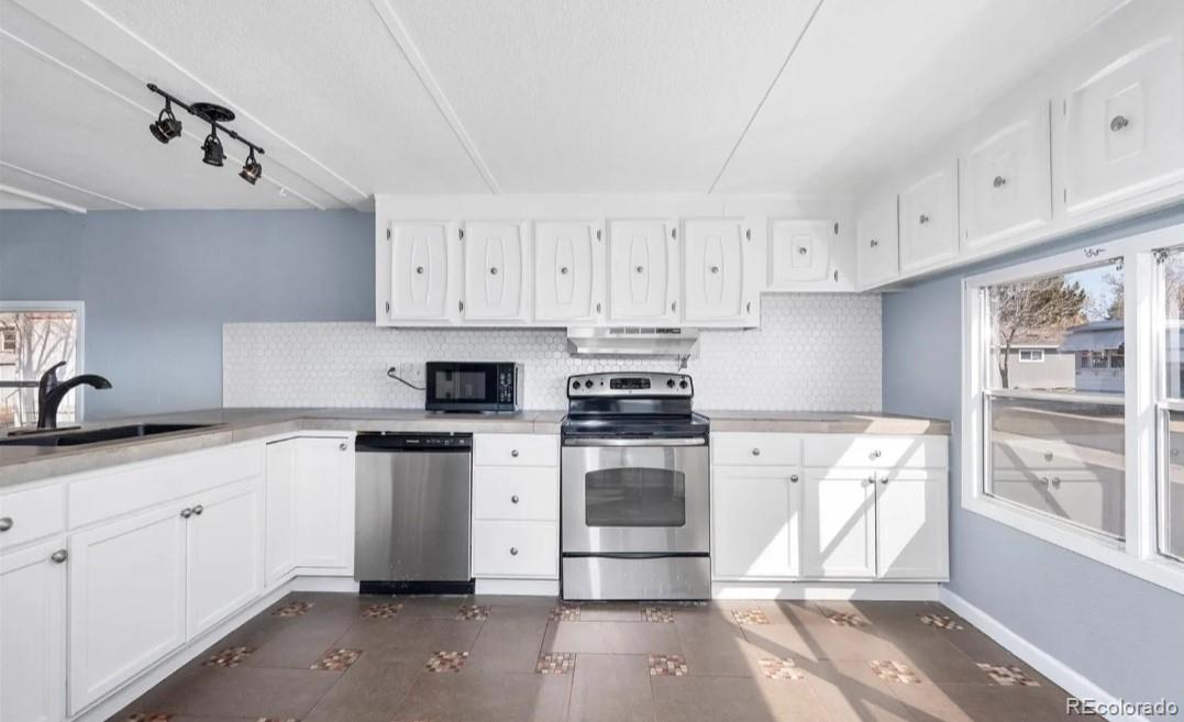 2100 W 100th Avenue