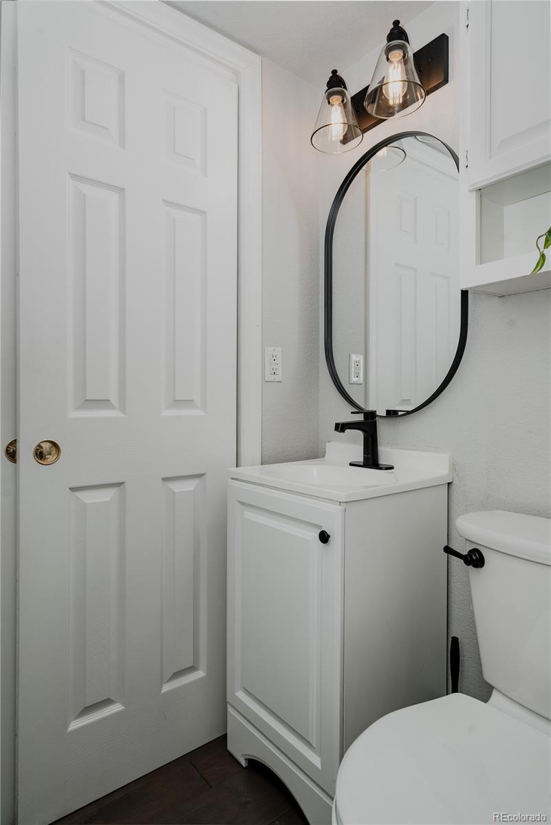 5081 Garrison Street 9