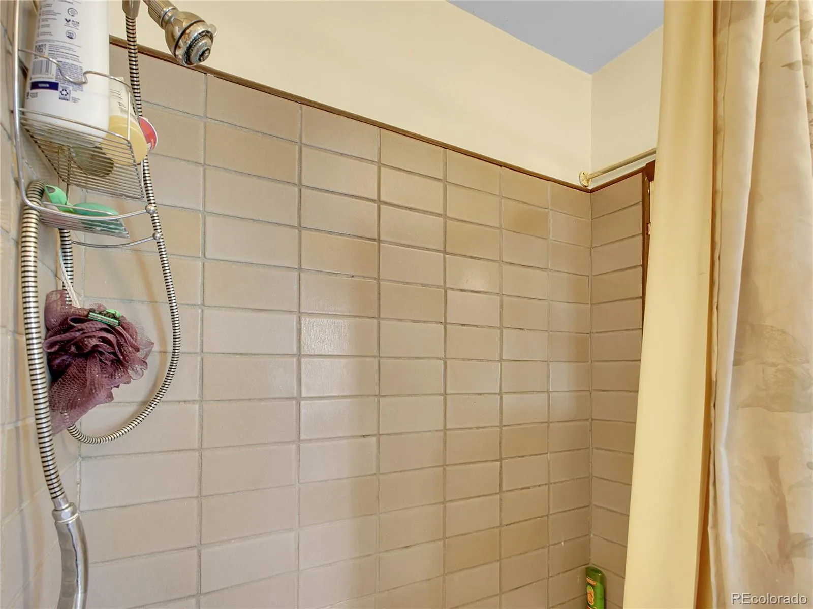 Indian Hills, Colorado 80454, United States, 2 Bedrooms Bedrooms, ,2 BathroomsBathrooms,Residential,Coming Soon,176849