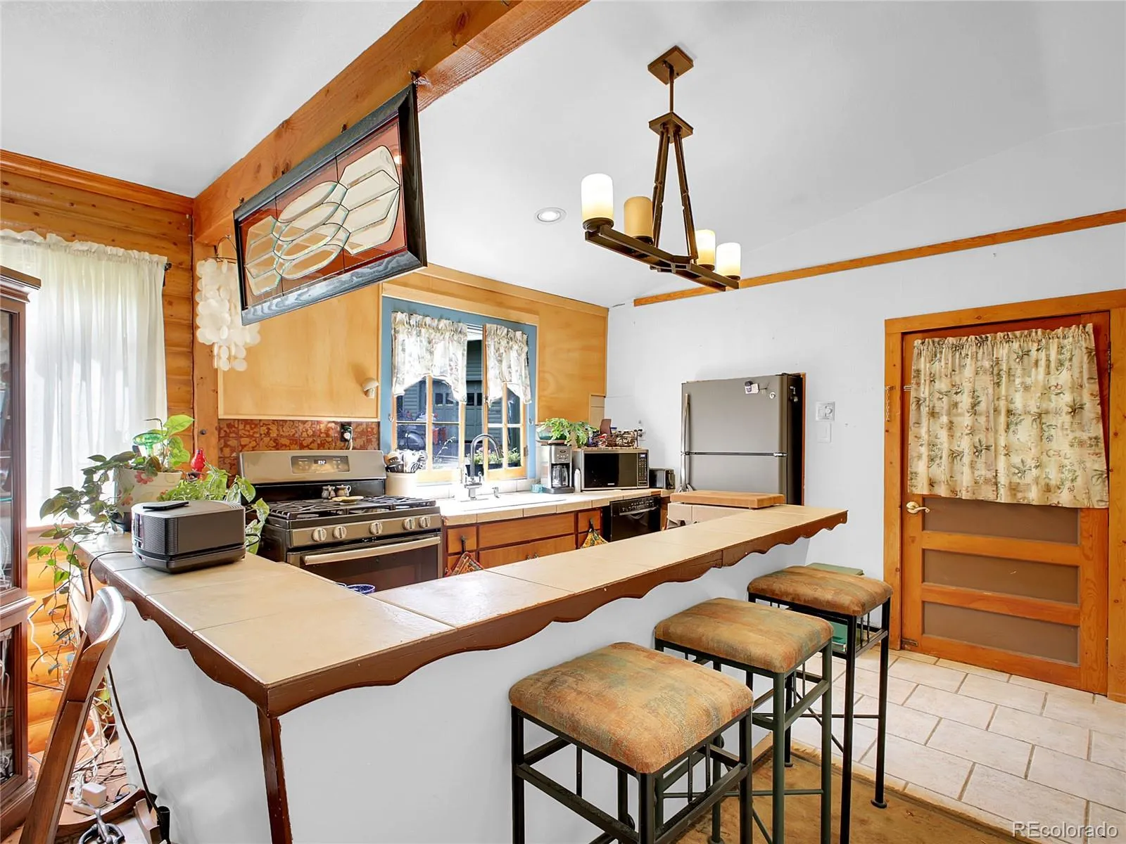 Indian Hills, Colorado 80454, United States, 2 Bedrooms Bedrooms, ,2 BathroomsBathrooms,Residential,Coming Soon,176849