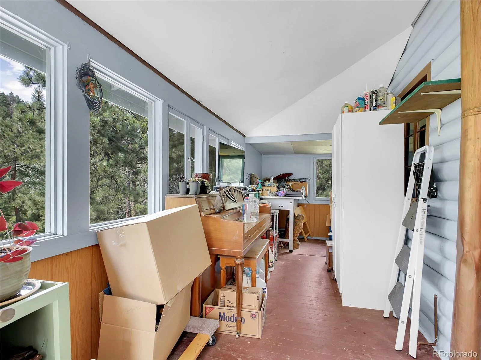 Indian Hills, Colorado 80454, United States, 2 Bedrooms Bedrooms, ,2 BathroomsBathrooms,Residential,Coming Soon,176849