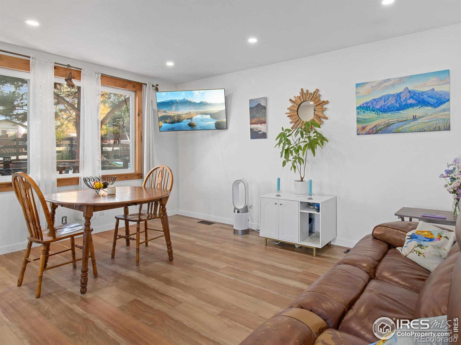 435 Columbine Avenue