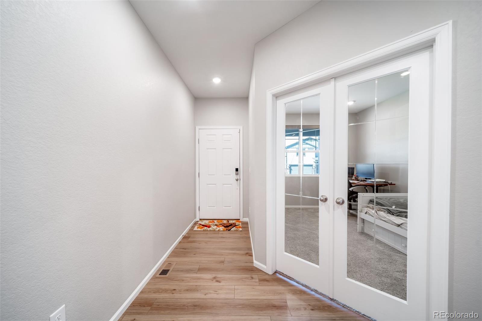 3872 Red Valley Circle