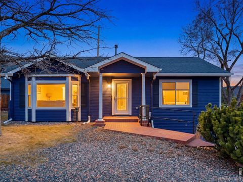 Photo of 401 N Columbine Street, Golden, CO 80403 (MLS # IR1054212)